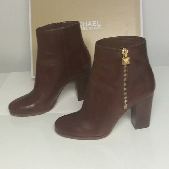 Michael Kors Margaret booties - Picture 4 of 5